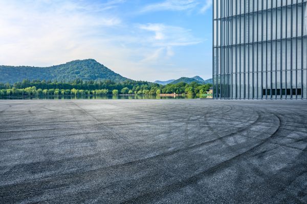Industrial Asphalt Paving in Valparaiso
