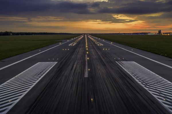 Runway Paving in Valparaiso