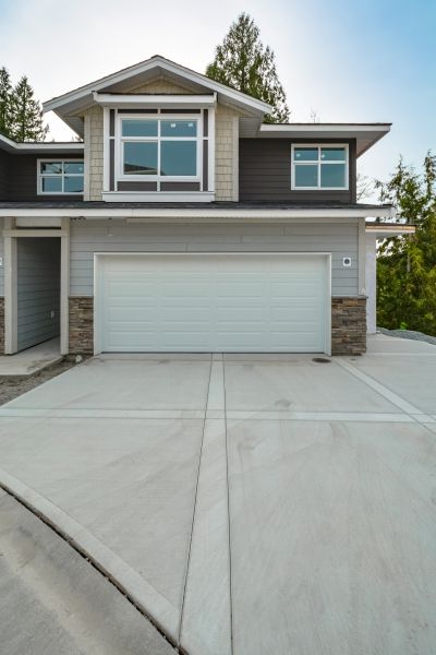 Home Driveway Installation in Valparaiso